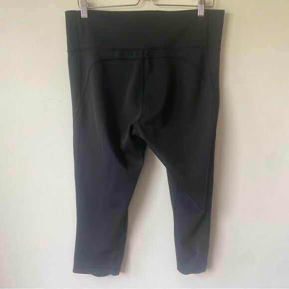 Adidas women’s black cropped workout leggings size XL - Picture 4 of 6